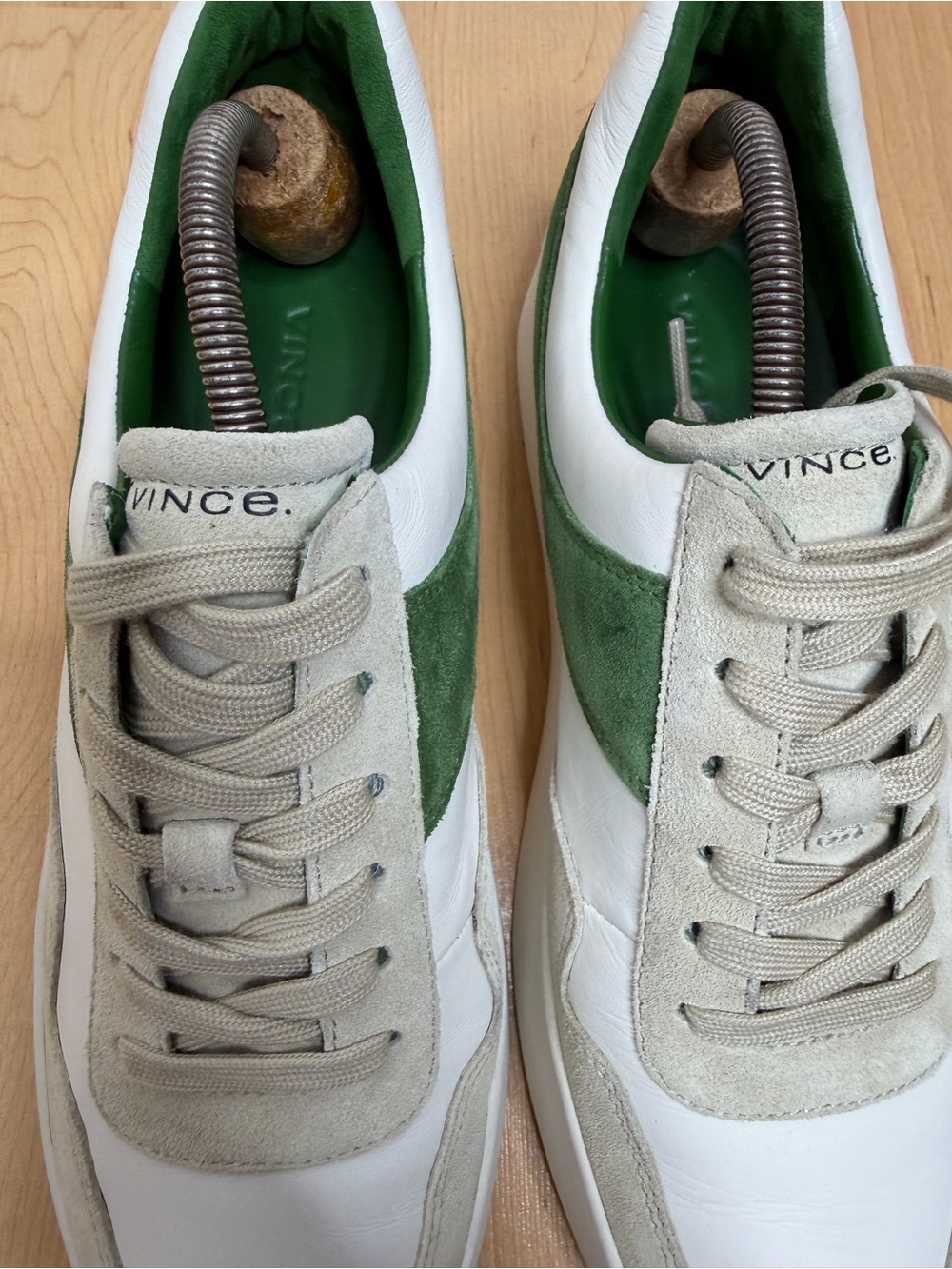 Vince White Leather Sneakers with Green Suede Panel and Gray Trim 8.5 - Picture 9 of 11